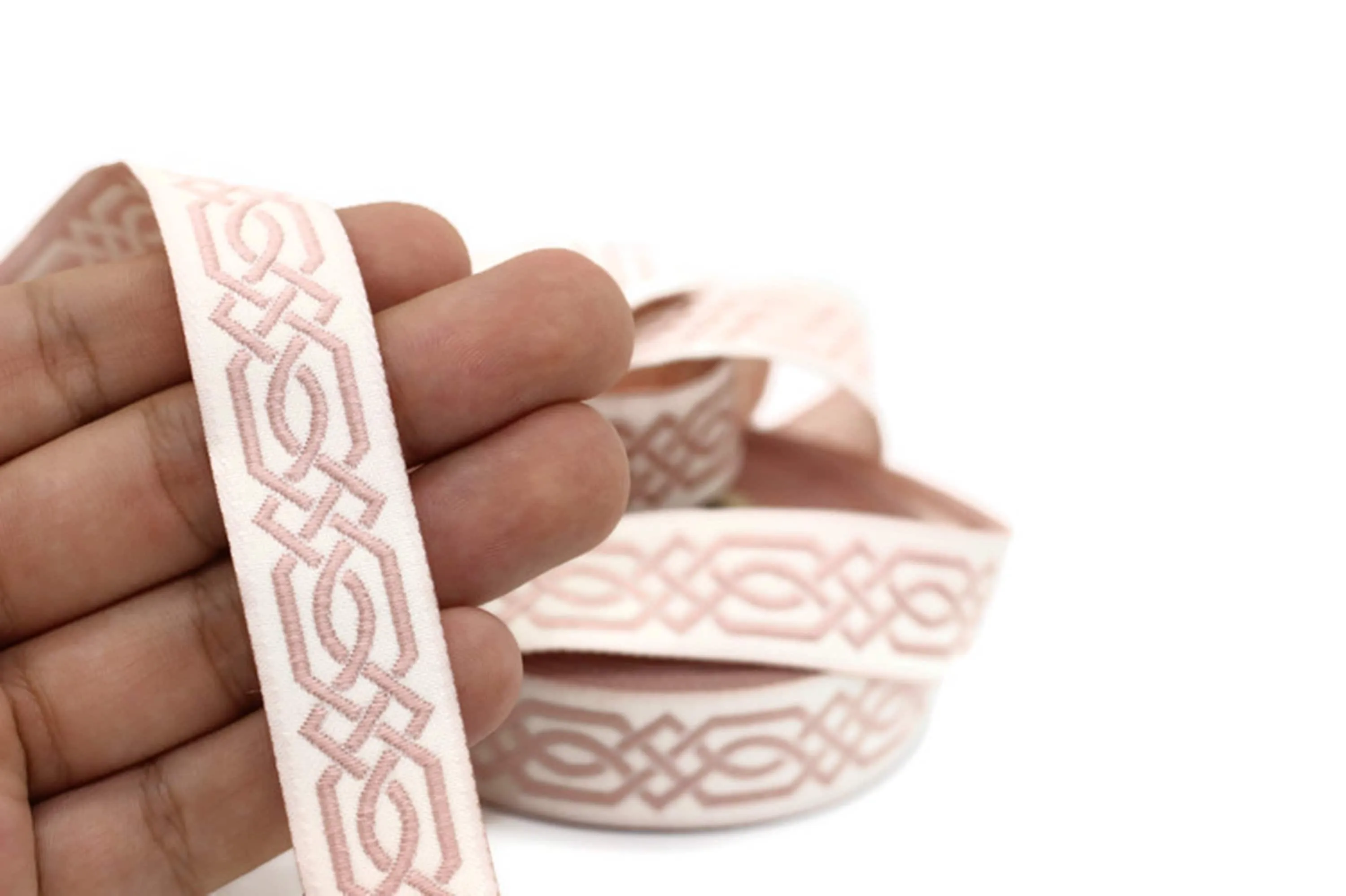 20 mm Pink Celtic Claddagh 0.78 (inch) | Celtic Ribbon | Embroidered Woven Ribbon | Jacquard Ribbon | 20 mm Wide | 20272