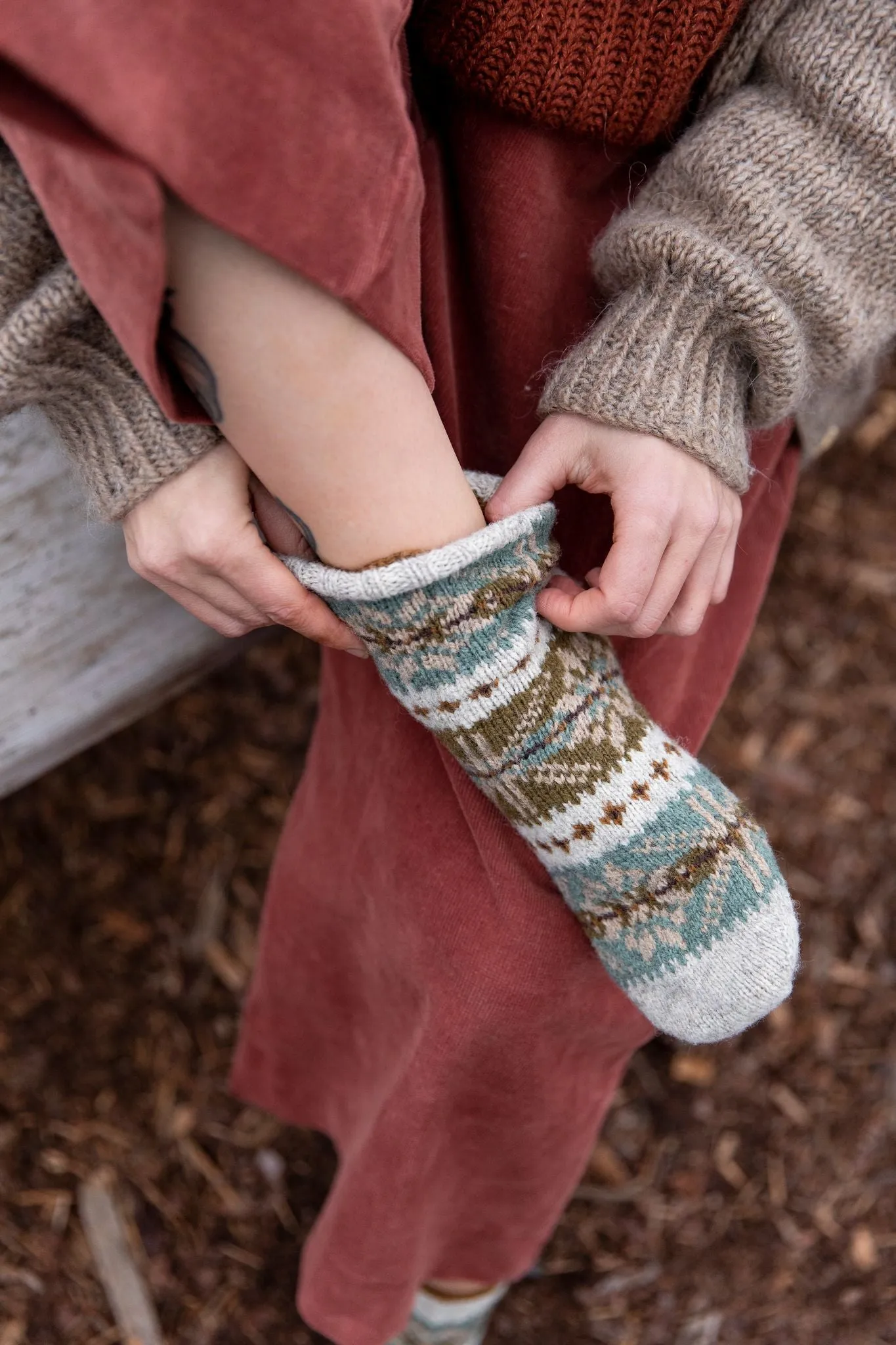 52 Weeks of Socks, Vol. 2 (Laine)