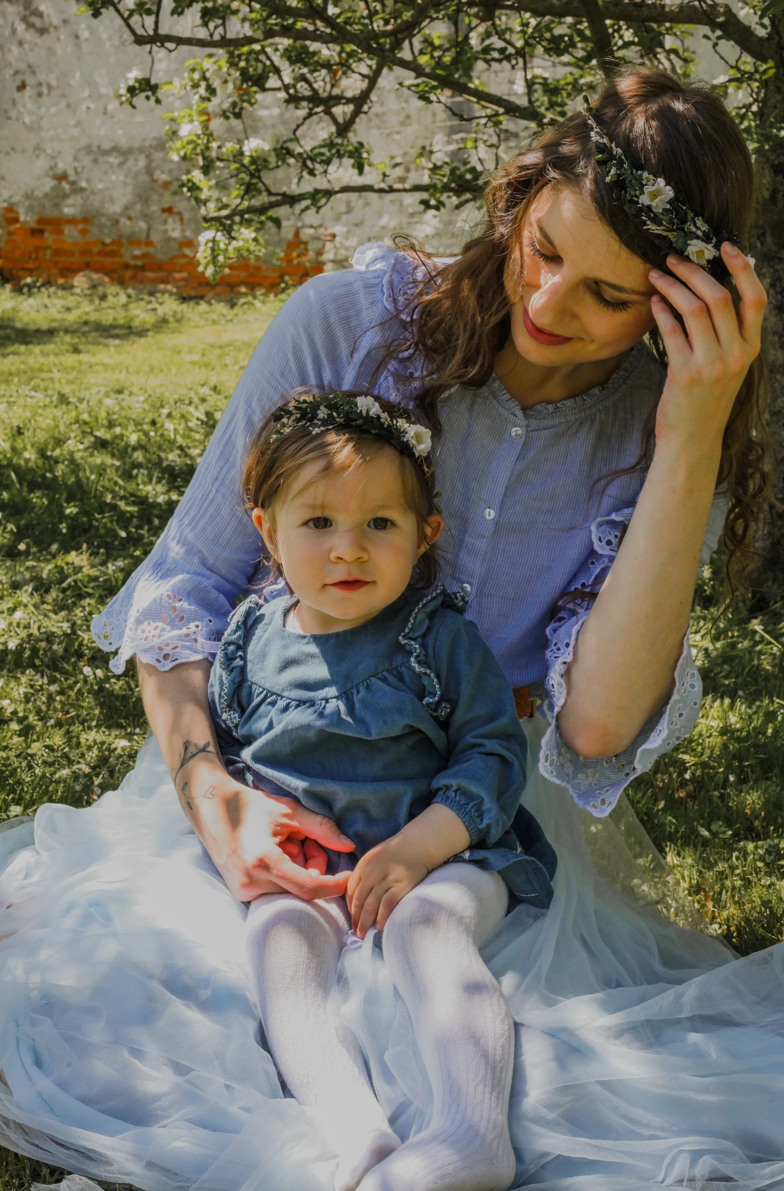 Mommy and me flower crowns Matching set of hair wreaths for mum and daughter Family photoshoot Flower girl wreath Bridal greenery wreath